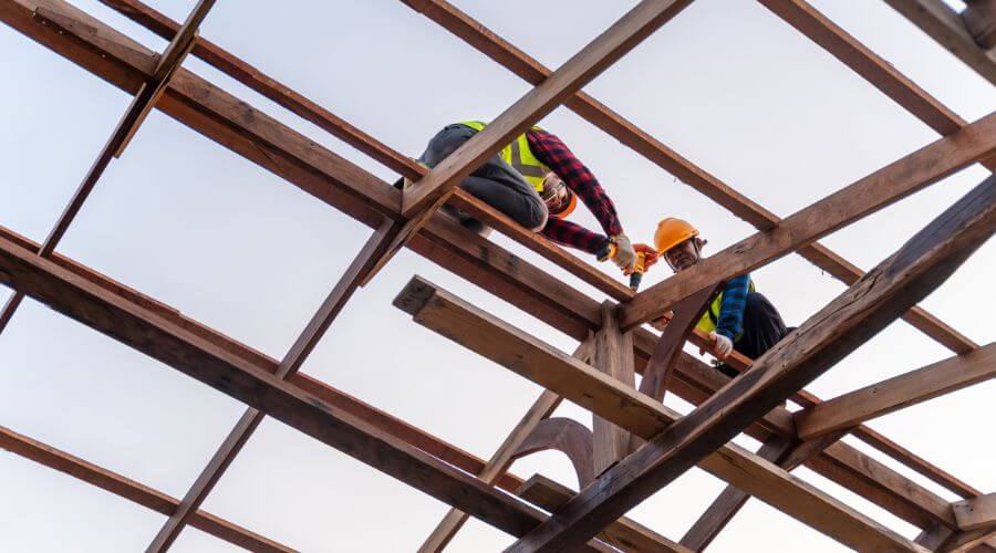 Expert new roof installation services in Potomac, IL
